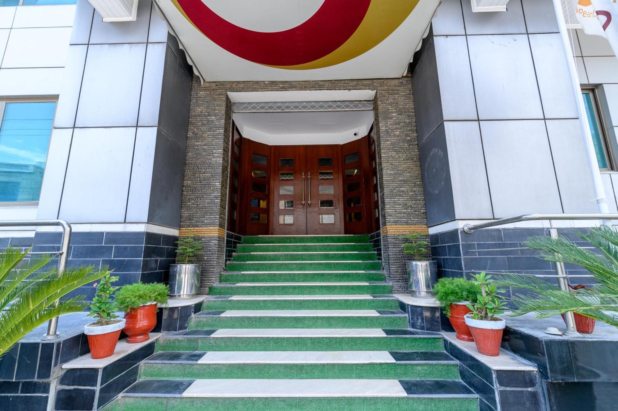 Hotel One Abbottabad Exterior foto